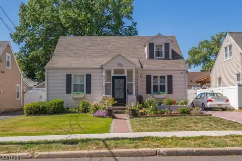 1090 Voorhees St, Hillside, NJ 07205