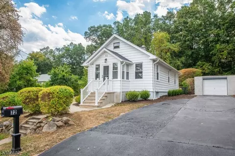 72 Langdon Ave, Wharton, NJ 07885