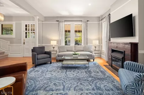 27 Maple Ave, Madison, NJ 07940