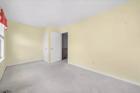 906 Wetherburn Ct, Flemington, NJ 08822 photo 15