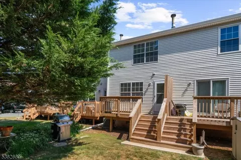 906 Wetherburn Ct, Flemington, NJ 08822 photo 20