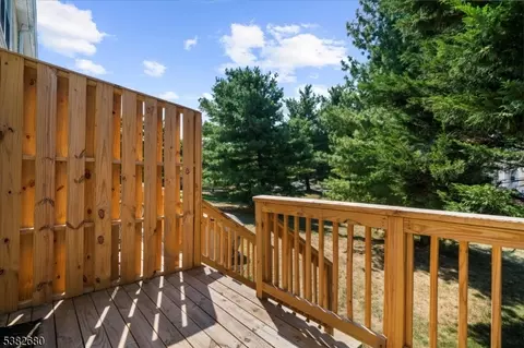 906 Wetherburn Ct, Flemington, NJ 08822 photo 18