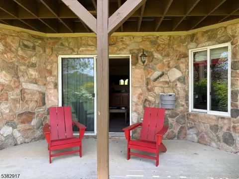 2 Chamonix Dr UNIT 107, Vernon, NJ 07462