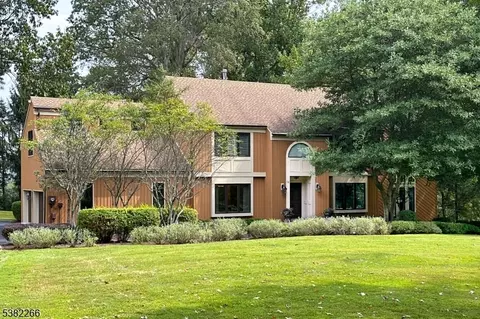 14 Copper Penny Rd, Flemington, NJ 08822