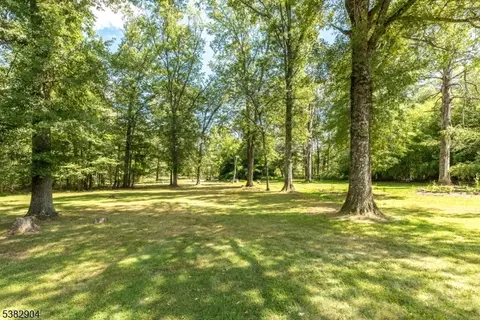 6 Hampton Rd, Pittstown, NJ 08867 photo 34