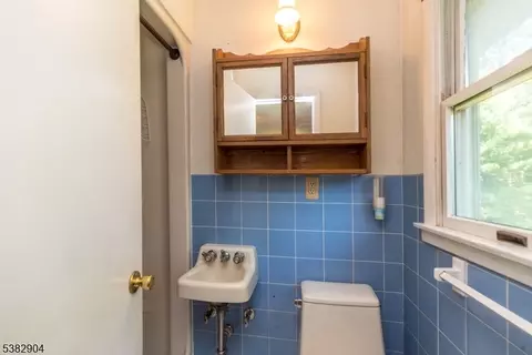 6 Hampton Rd, Pittstown, NJ 08867 photo 21