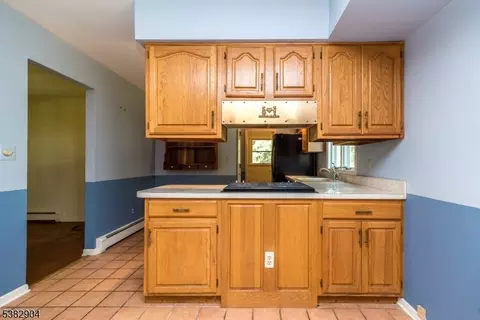 6 Hampton Rd, Pittstown, NJ 08867 photo 12
