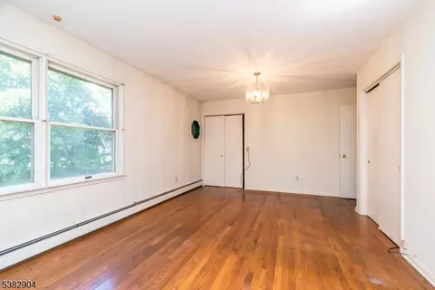 6 Hampton Rd, Pittstown, NJ 08867 photo 27