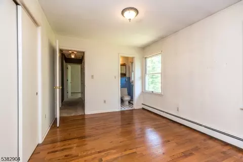 6 Hampton Rd, Pittstown, NJ 08867 photo 24