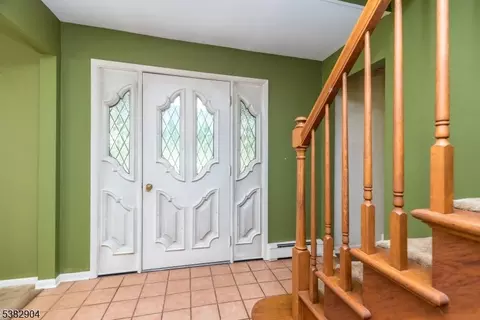 6 Hampton Rd, Pittstown, NJ 08867 photo 5