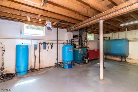 6 Hampton Rd, Pittstown, NJ 08867 photo 30