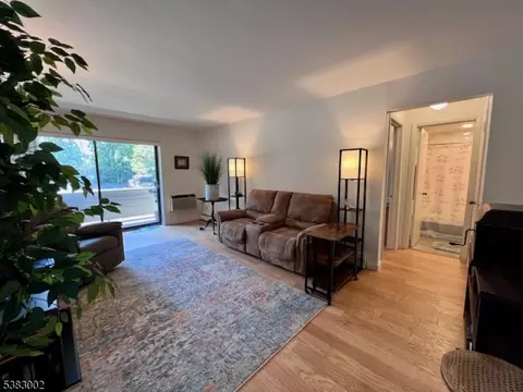 20 River #E, Nutley Twp, NJ 07110 photo 9