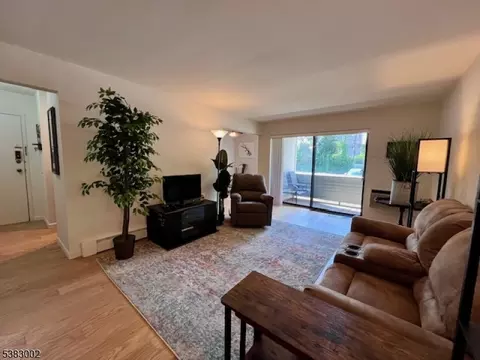 20 River #E, Nutley Twp, NJ 07110 photo 7