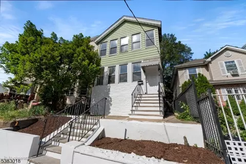 431 S 14th St, Newark, NJ 07103