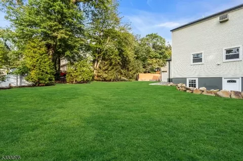 60 Hillside Ter, Wayne, NJ 07470 photo 31