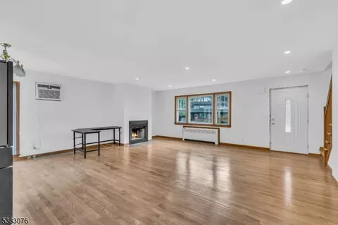 60 Hillside Ter, Wayne, NJ 07470 photo 6