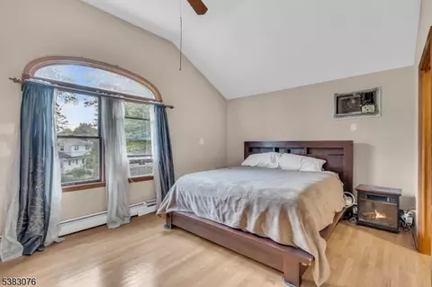 60 Hillside Ter, Wayne, NJ 07470 photo 12