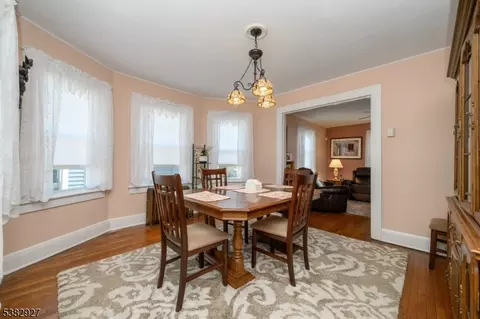 314 Mountainview Ter, North Plainfield, NJ 07063 photo 5