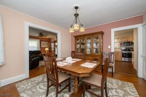 314 Mountainview Ter, North Plainfield, NJ 07063 photo 8
