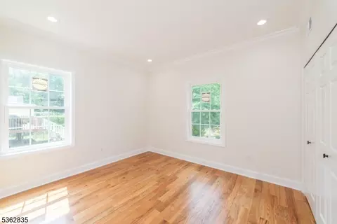 57 Hillcrest Dr, Wayne, NJ 07470 photo 16