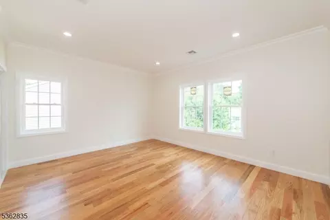 57 Hillcrest Dr, Wayne, NJ 07470 photo 17