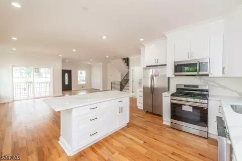 57 Hillcrest Dr, Wayne, NJ 07470 photo 8