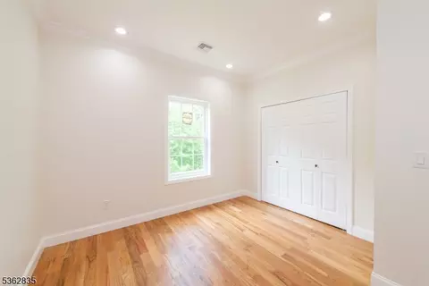 57 Hillcrest Dr, Wayne, NJ 07470 photo 21