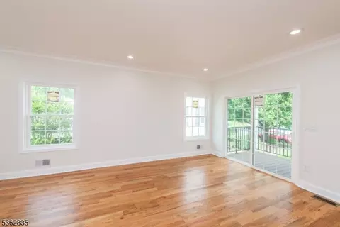 57 Hillcrest Dr, Wayne, NJ 07470 photo 14