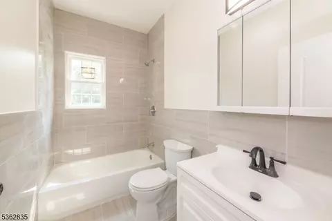 57 Hillcrest Dr, Wayne, NJ 07470 photo 19