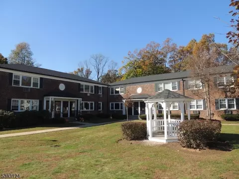 309 Pitney Pl #309, Morristown, NJ 07960