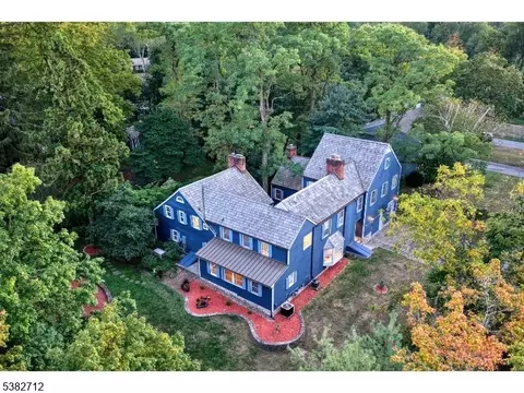 7 Cherry Ln, Mendham Twp, NJ 07945