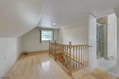 21 Dubel Rd, Wayne, NJ 07470 photo 18