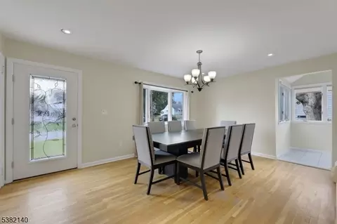 21 Dubel Rd, Wayne, NJ 07470 photo 5