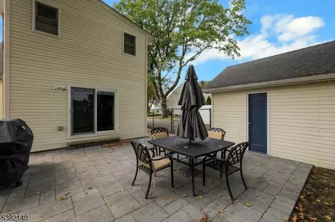 21 Dubel Rd, Wayne, NJ 07470 photo 22