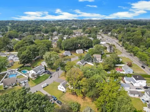 21 Dubel Rd, Wayne, NJ 07470 photo 37