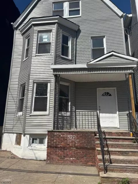 377 Littleton Ave, Newark, NJ 07103