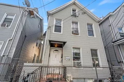106 Madison St, Paterson, NJ 07501