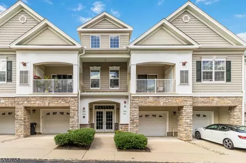 306 Brook Hollow Dr, Whippany, NJ 07981