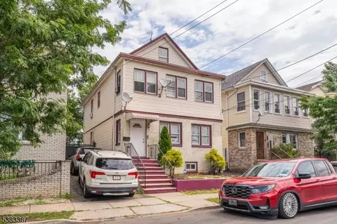 525 Bond St, Elizabeth City, NJ 07206
