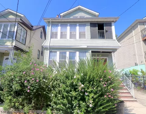 123 Columbia Ave, Newark, NJ 07106