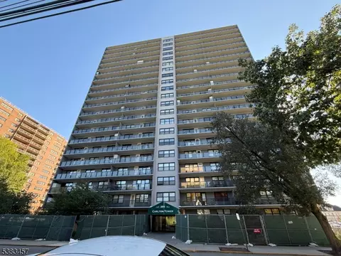 285 Aycrigg Ave #19G, Passaic, NJ 07055