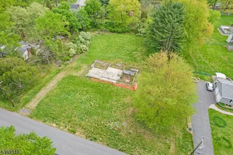 10 Concord Rd, Clinton Twp, NJ 08833
