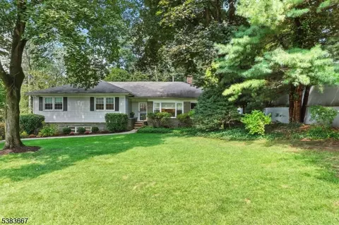 15 Catalpa Rd, Morristown, NJ 07960