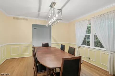 93 Ormont Rd, Chatham Twp, NJ 07928 photo 8