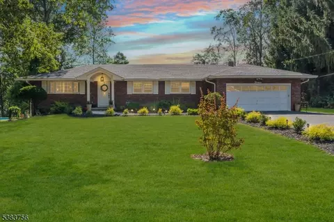 13 Mountview Rd, Morris Plains, NJ 07950