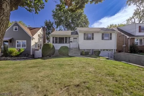 2217 Vauxhall Rd, Union, NJ 07083