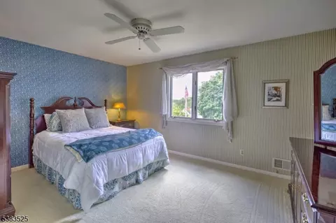 10 Deer Path, Gladstone, NJ 07934 photo 16