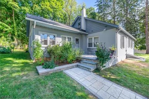 7 Sorman Ter, Randolph, NJ 07869