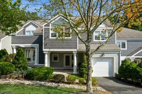 55 Manor Sq, Sparta, NJ 07871