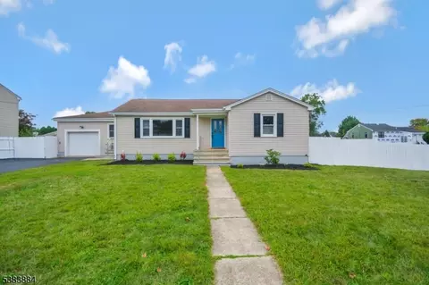 910 Newark Ave, Manville, NJ 08835